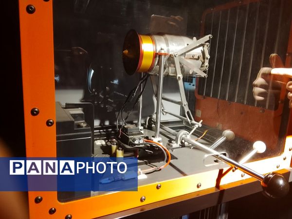 بازدید علمی و تفریحی دانش‌آموزان مدرسه فرزانگان 5 ساوجبلاغ از پارک علم و فناوری تهران