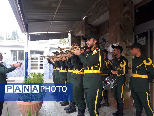 صبحگاه مقاومت در دبیرستان خدیجه کبری (س) ناحیه ۴ اصفهان