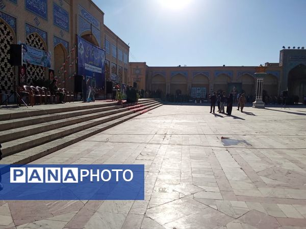 آرامگاه مدرس کاشمرصحنه تجدید میثاق بسیجیان در هفته بسیج  