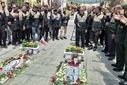 فرهنگیان منطقه ۱۴ تهران به سرداران شهید جنگ ۱۲ روزه ادای احترام کردند