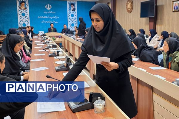 انتخابات انجمن های ورزشی دانش‌آموزی ناحیه دو بهارستان