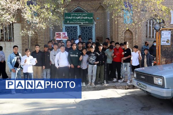 فریاد مرگ بر آمریکا در کوهدشت ؛ حماسه حضور دانش آموزان در سیزده آبان