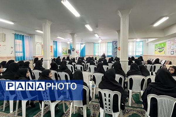 بزرگداشت هفته فراجا در مدارس دخترانه مهران، ملوک زندی و خاتم‌الانبیاء
