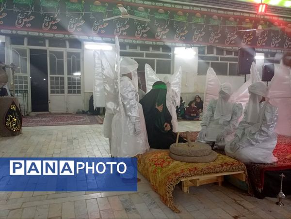 اجرای نمایش و شبیه خوانی دهه فاطمیه در تکیه ابوالفضلی روستای فدافن