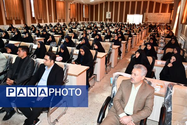 کارگاه هوش مصنوعی ویژه دانش‌آموزان دختر مقطع متوسطه اول شهرستان مه‌ولات