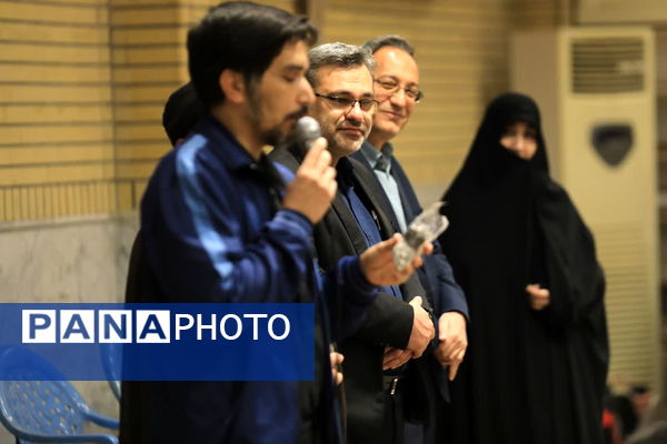 حال و هوای دختران هنرستانی قم در بازدید از یادمان‌های عملیاتی جنوب کشور