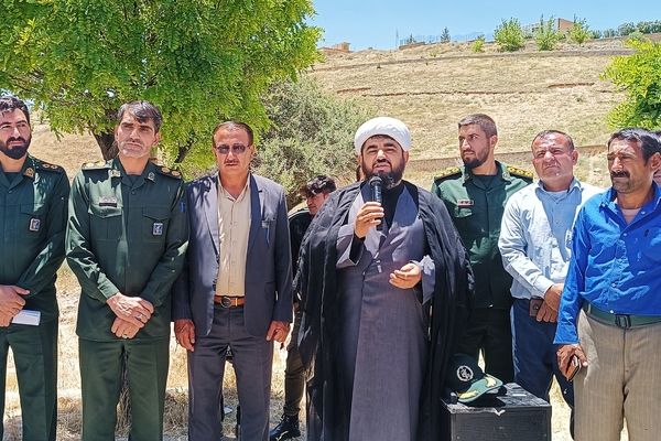 اعزام کاروان ۸۰ نفره بسیجیان مارگون به مرقد امام خمینی(ره)