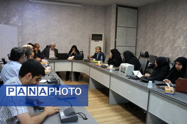 سلسله جلسات هماهنگی و اجرای الگوی مدرسه تراز در مشهد