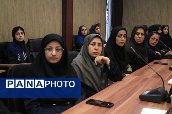 تکریم خدمت، استقبال از آینده
