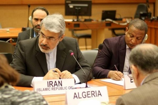 جمهوری اسلامی ایران در دفاع از مردم و حاکمیت خود منتظر هیچ نهاد یا کشور خارجی نمی‌ماند