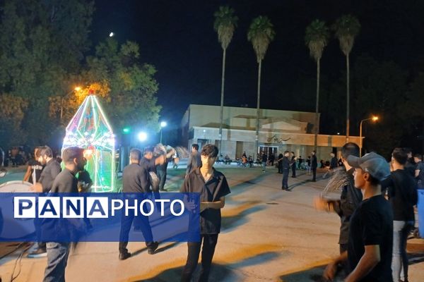 مراسم عزاداری شب عاشورا در پایگاه هوایی شهید دوران شیراز