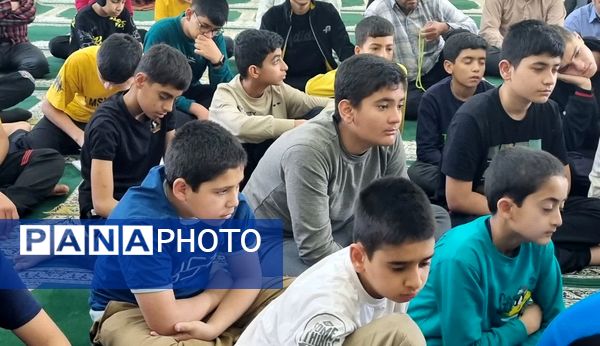 حضور پرشور دانش‌آموزان خلیل آبادی در مراسم معنوی اعتکاف