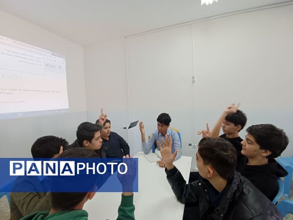 اولین جلسه شورای دانش‌آموزی دبیرستان پسرانه متوسطه اول سما شهرستان کاشمر