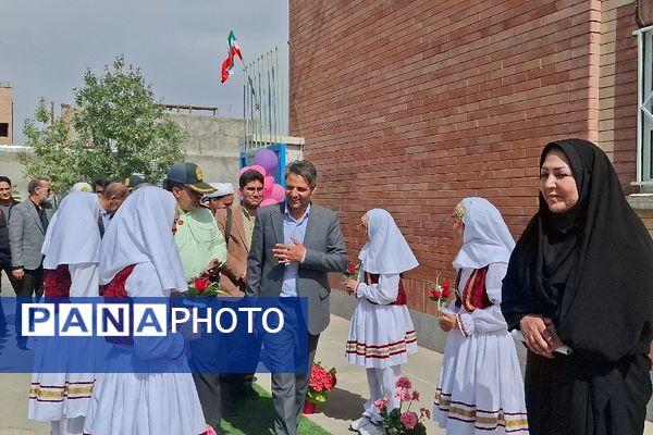 زنگ مهر در مدارس فریمان