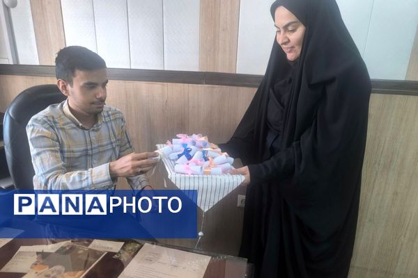پاسداشت بزرگداشت حافظ شیرازی در اداره آموزش و پرورش ناحیه یک شهرری