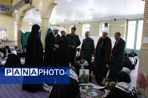 جلوه‌هایی از حلقه‌های صالحین نوجوانان بسیجی در شهر جعفریه