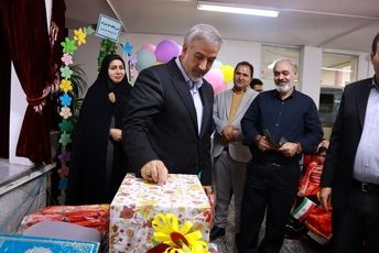 جشن عاطفه‌ها در آموزشگاه حاج محمد‌علی تقی‌پور ناحیه یک شهرستان بهارستان 