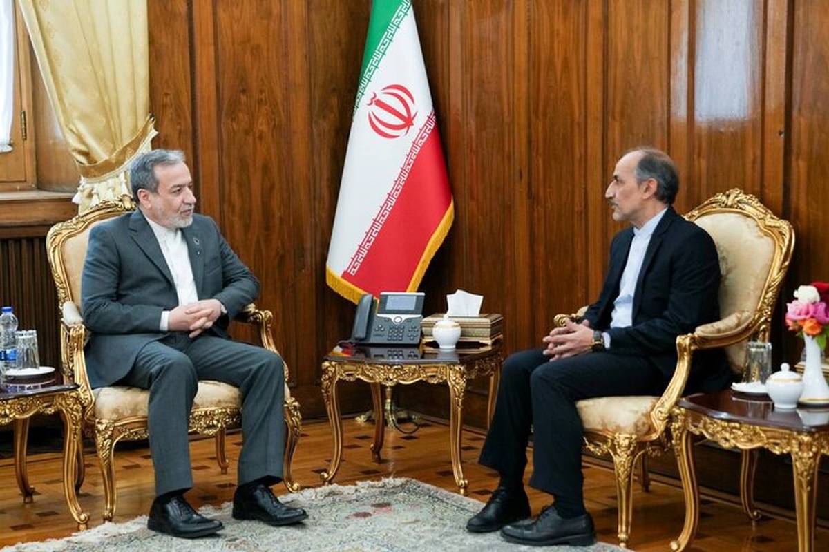 دیدار سرکنسول جدید جمهوری اسلامی ایران در بمبئی هند با عراقچی