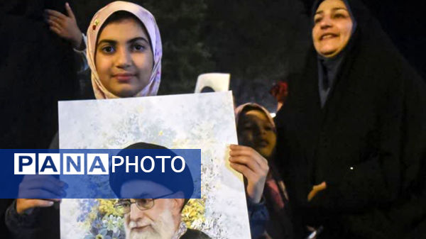 شادی مردم پس از انتقام وعده صادق ۲ در بجنورد