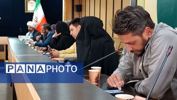 برگزاری جلسه شورای معاونان آموزش و پرورش ناحیه۳ کرج