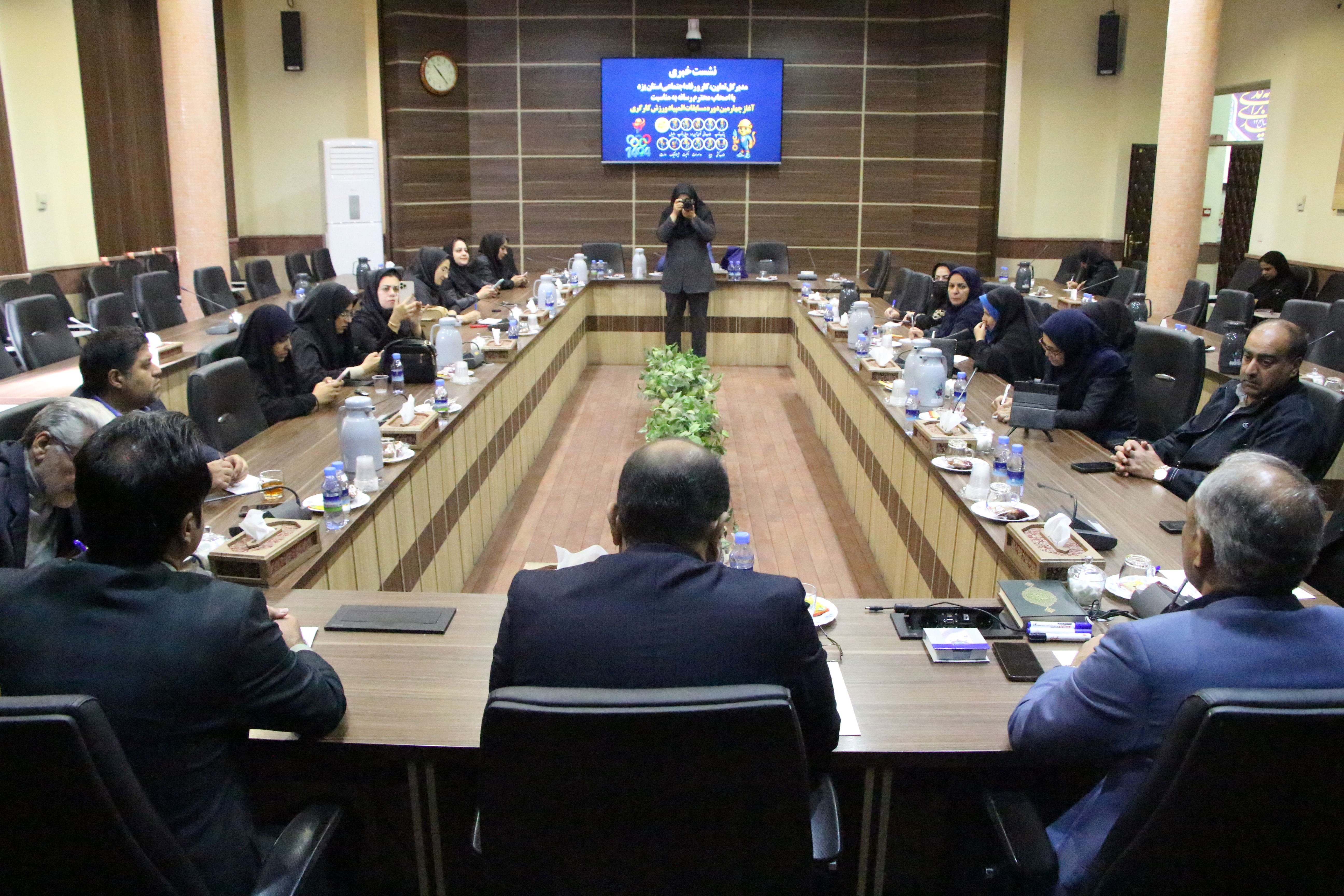 نشست خبری المپیاد ورزشی کارگران در یزد