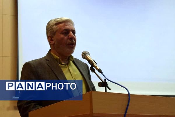 آیین تکریم و معارفه مدیر جدید آموزش و پرورش شهرستان بهاباد 