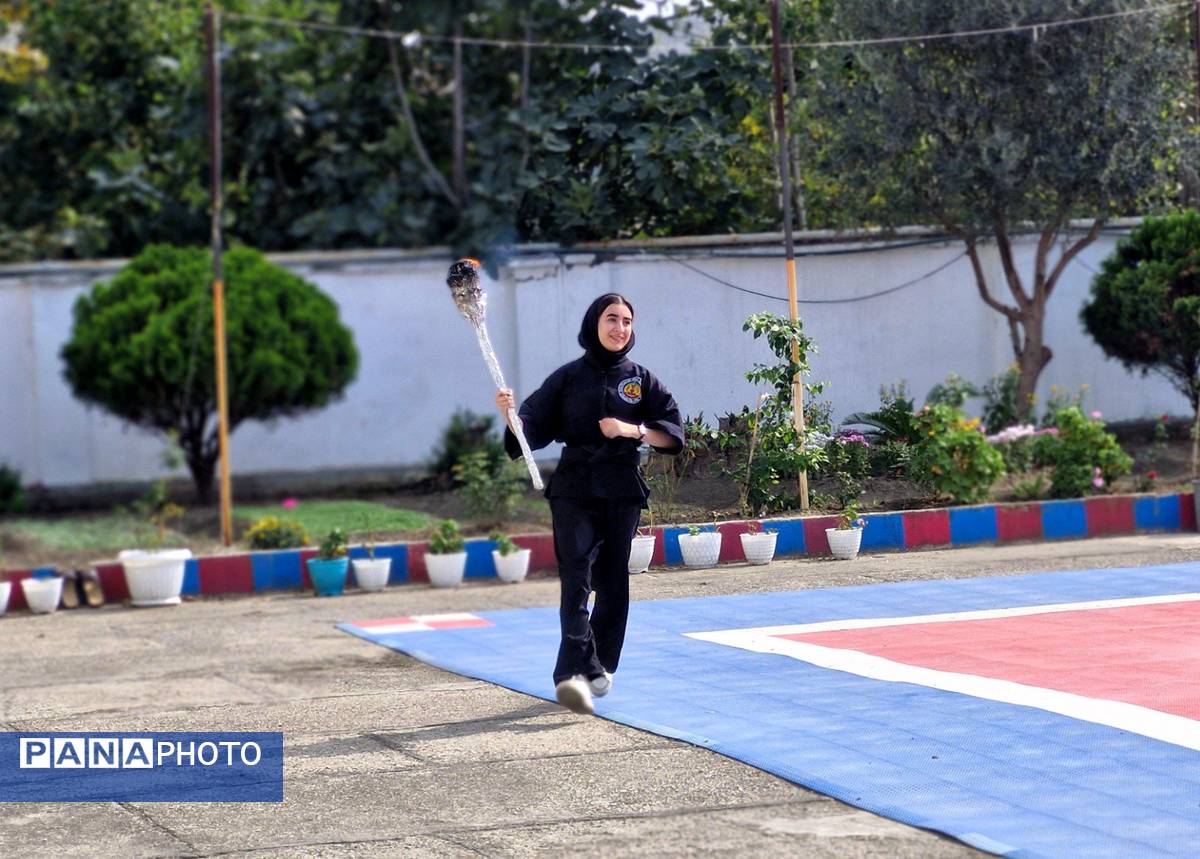 المپیاد ورزشی درون مدرسهای در دبیرستان شاهد گلوگاه