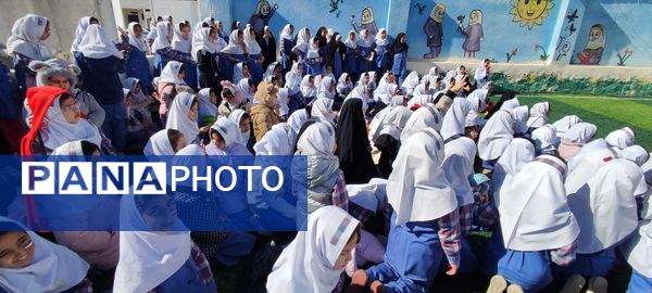 برگزاری مسابقات استعداد یابی دارت در دبستان دخترانه کوثر شیروان