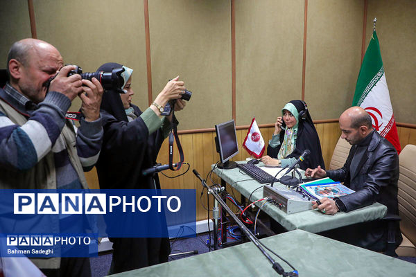 افتتاحیه رادیو مقاومت