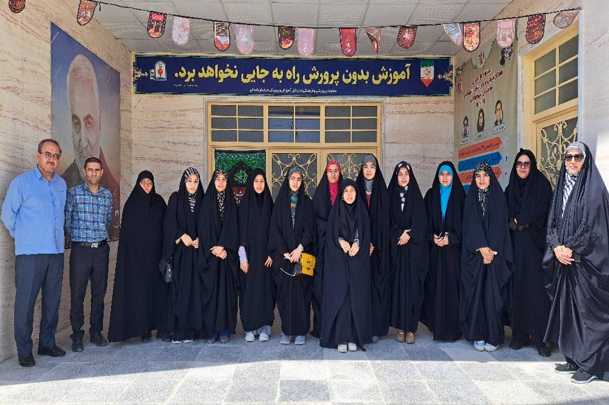 اعزام ۱۵ دانش‌آموز دختر خراسان شمالی به مرحله کشوری چهل و دومین دوره مسابقات قرآن، عترت و نماز