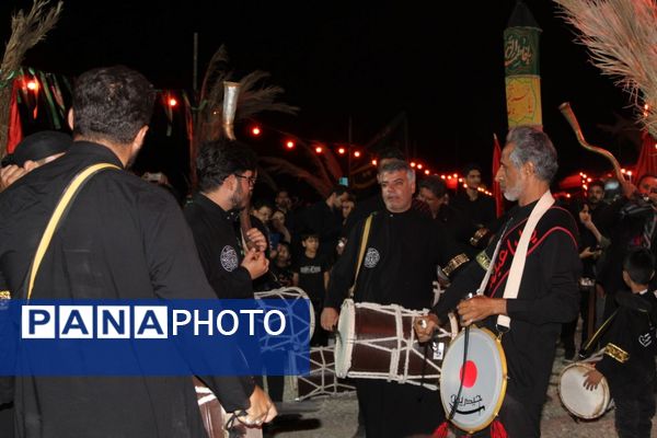 تئاتر دلدادگی در سلسله الذهب نیشابور در شب تاسوعای حسینی 