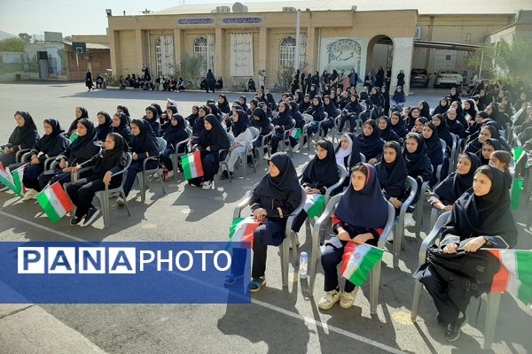 آغاز فصل رویش با جوانه های امید ناحیه 3 شیراز 