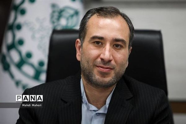 معلمان ‌در شکل‌گیری شخصیت علمی و فرهنگی دانش‌آموزان نقشی ماندگار دارند‌