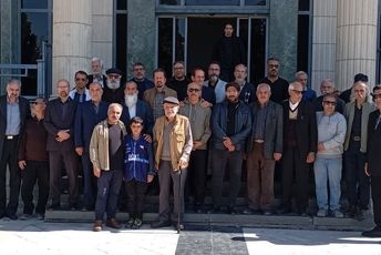  هنرمندانِ هنرهای نمایشی و آئینی تعزیه به سوگ نشستند


