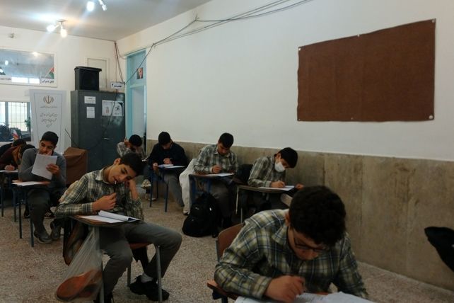 مرحله استانی «آزمون پیشرفت تحصیلی» در دبیرستان نمونه دولتی شهید حاج قاسم سلیمانی شهرستان بن