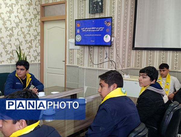 سیزدهمین دوره انتخابات شورای دانش آموزی منطقه در شهرستان رشتخوار