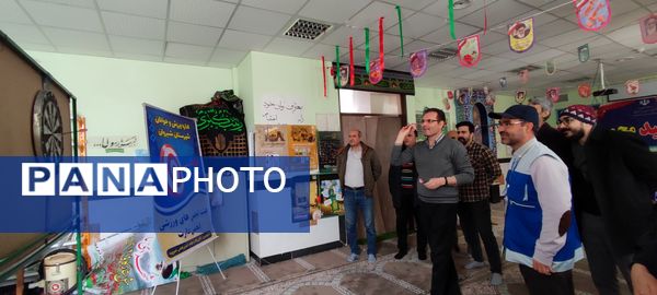 برگزاری مسابقه دارت ویژه دبیران دبیرستان شاهد ۴ شیروان