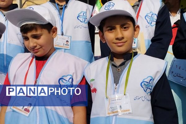 افتتاحیه سفیران سلامت در دبستان ابن‌سینا بهارستان‌دو