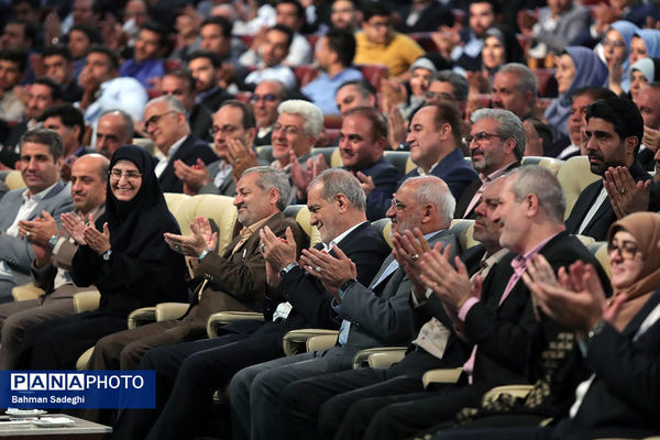 جشنواره ملی تحول در روش‌های آموزش و محیط یادگیری
