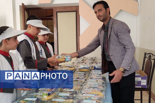 تجلیل از حافظان سلامت و ایمنی در رباط کریم