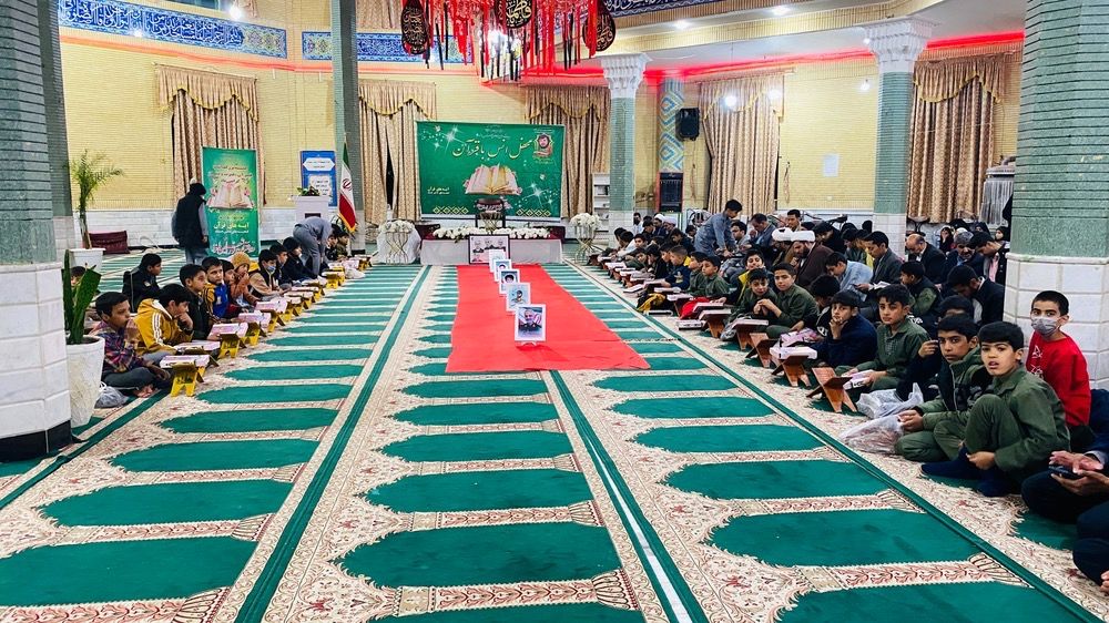 عطر قرآن در مسجد امام علی(ع) پیچید