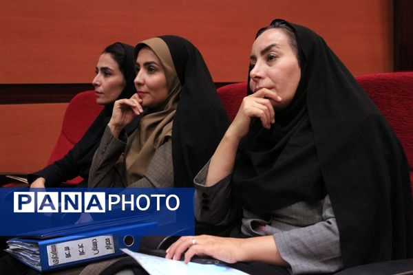 اختتامیه طرح‌ها و برنامه‌های آموزشی مقطع ابتدایی در بهارستان‌دو