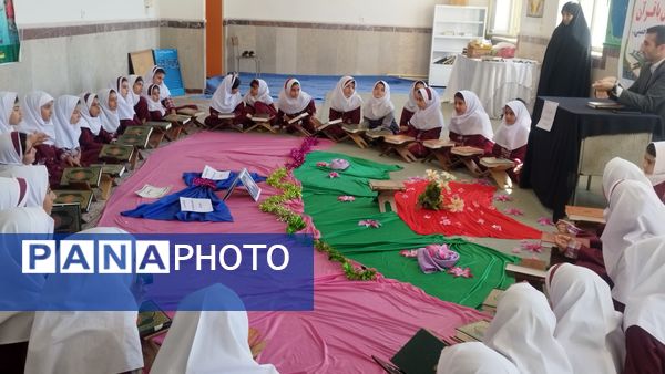 محفل انس با قرآن در دبستان شهید بردی بخش زرین آباد