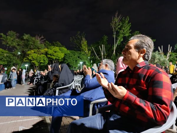 جشن دهه کرامت و ولادت امام هشتم شیعیان در پارک نیلوفر آبی مشهد مقدس