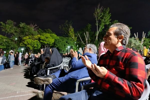 جشن دهه کرامت و ولادت امام هشتم شیعیان در پارک نیلوفر آبی مشهد مقدس