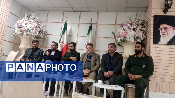 گفتگوی صمیمانه فرماندهان واحد های بسیج دانش آموزی