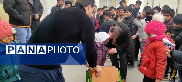 برگزاری جشن مبعث در دبیرستان شهید مصطفی خمینی و دبستان ۱۲ فروردین کارخانه قند شیروان