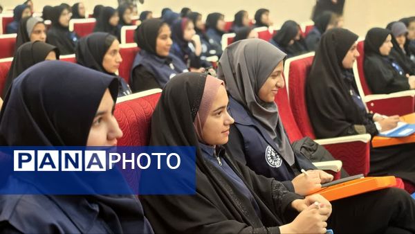 افتتاحیه اردوی ملی دختران خبرنگار سراسر کشور در اردوگاه شهید باهنر تهران