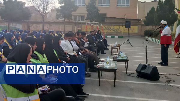 بیست و هفتمین مانور زلزله در دبیرستان نورالهدی