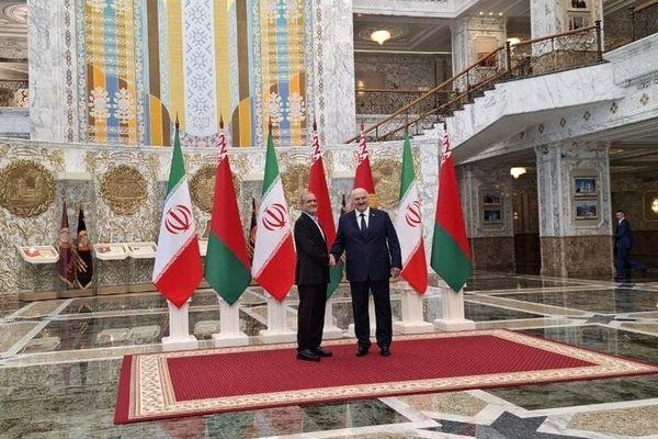 استقبال رسمی رئیس‌جمهور بلاروس از پزشکیان